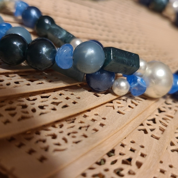 Vintage Ladies Necklace - Picture 7 of 13